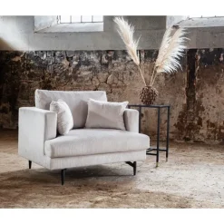 Sofia Loveseat