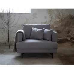 Sofia Loveseat
